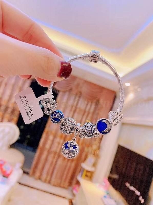 Pandora Bracelets 518